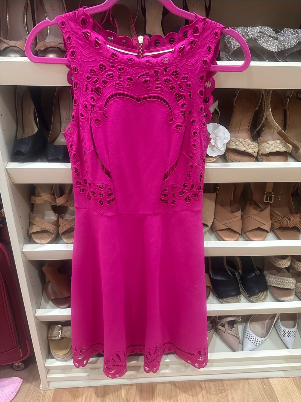 Ted Baker Verony Embroidered Eyelet Skater Dress in Fushia Size 1 US size 4